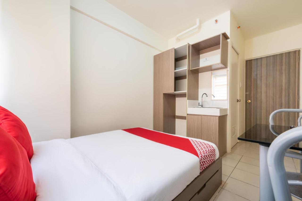 Oyo 474 Urbandeca Tower 316 - Nizami Condotel Mandaluyong Екстериор снимка
