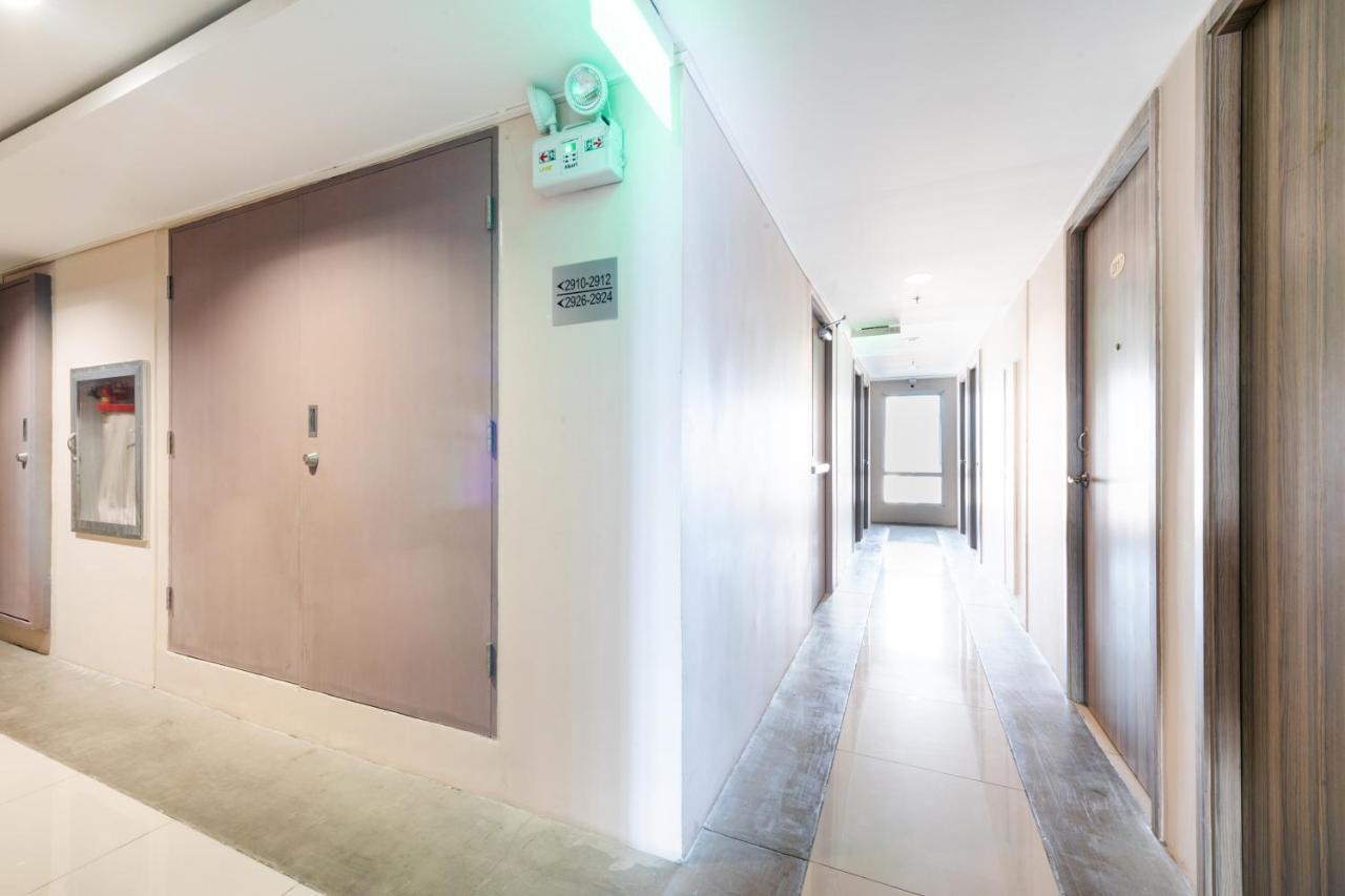 Oyo 474 Urbandeca Tower 316 - Nizami Condotel Mandaluyong Екстериор снимка