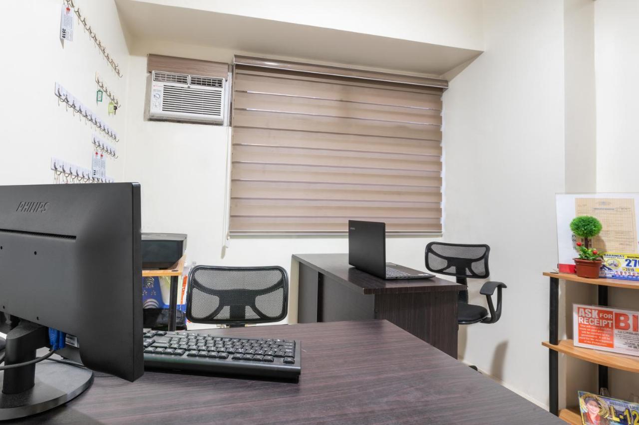 Oyo 474 Urbandeca Tower 316 - Nizami Condotel Mandaluyong Екстериор снимка