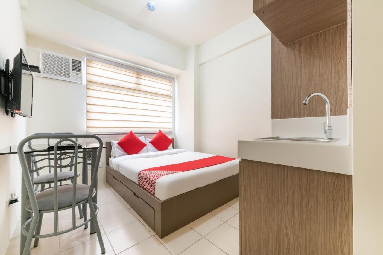 Oyo 474 Urbandeca Tower 316 - Nizami Condotel Mandaluyong Екстериор снимка
