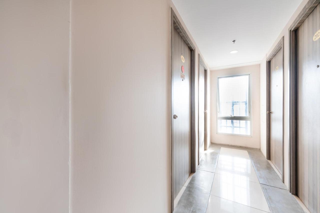 Oyo 474 Urbandeca Tower 316 - Nizami Condotel Mandaluyong Екстериор снимка